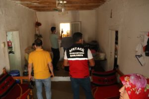 Şanlıurfa’da 4,1 büyüklüğündeki depremin ardından bazı evlerde çatlaklar oluştu