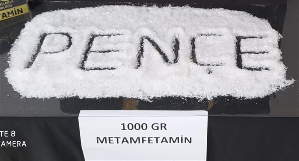 Şanlıurfa’da uyuşturucu operasyonunda yakalanan 3 şüpheli tutuklandı