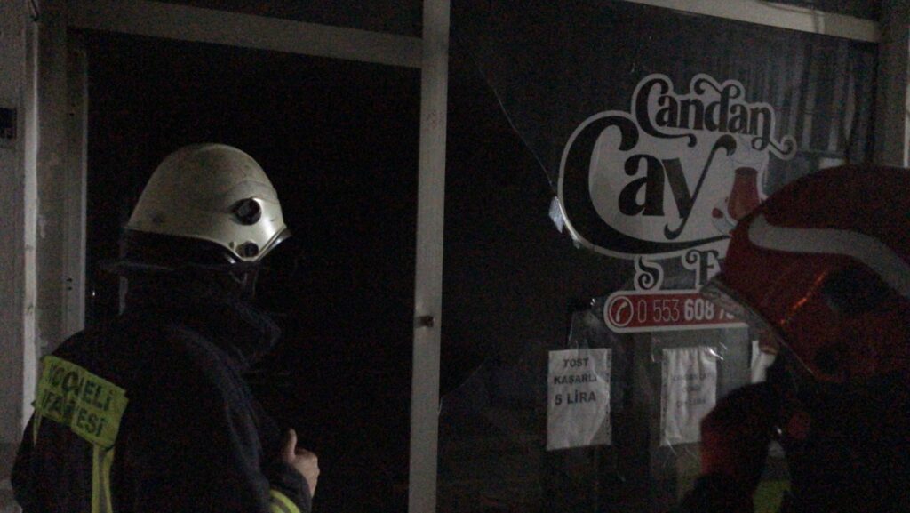 Boşanmak isteyen eşinin iş yerini yaktı