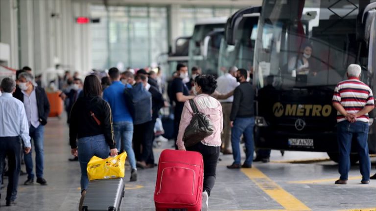 Tavan fiyat uygulaması, otobüs bilet fiyatlarını düşürdü