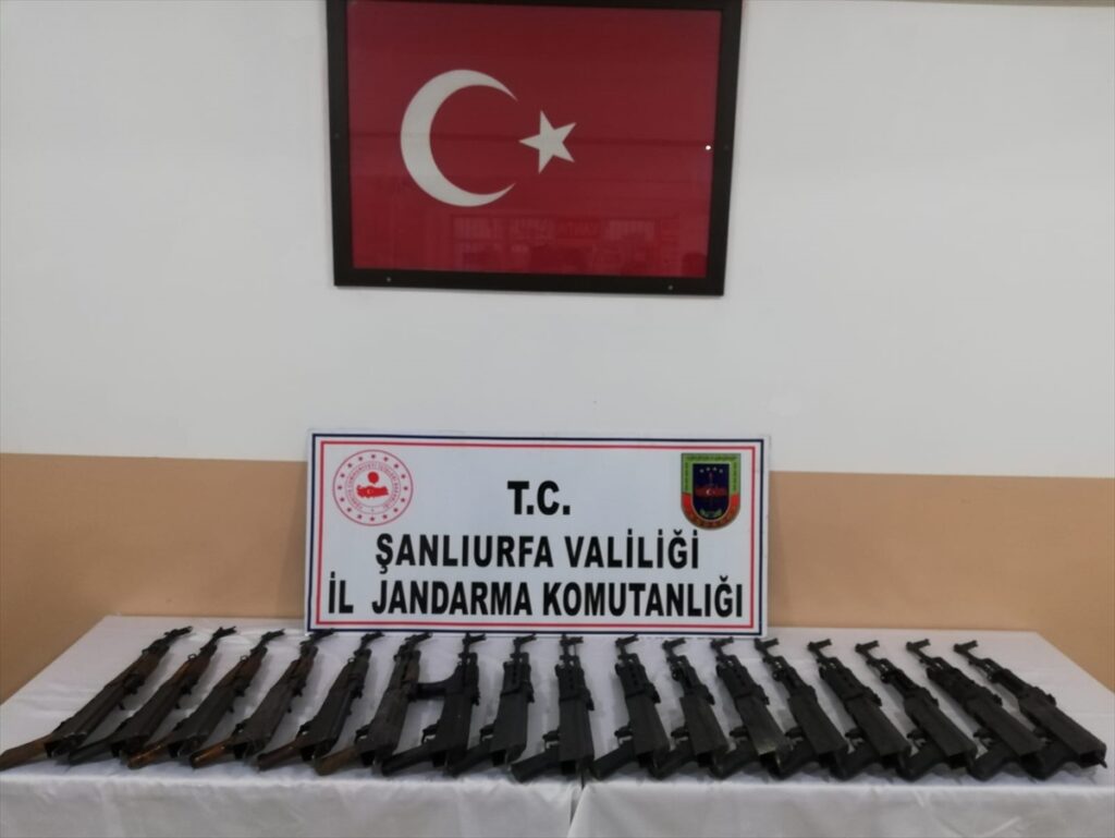 Şanlıurfa’da 17 uzun namlulu silah ele geçirildi