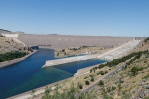 “Çatlamış topraklar” suya kavuşunca üretim de çiftçinin morali de arttı