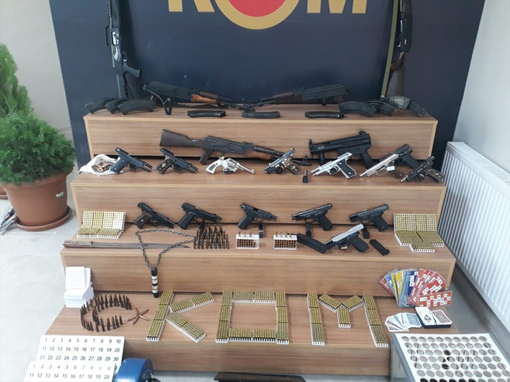 Şanlıurfa merkezli suç örgütüne operasyon