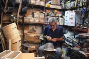 Sıcak havada yılan kapanlarına talep arttı