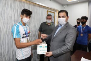 Canpolat şampiyonları kabul etti