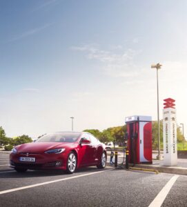 Türkiye genelinde elektrikli otomobil şarj istasyonlarının sayısı artıyor