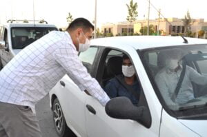 Kaymakam ilçe giriş noktasında araçları denetledi