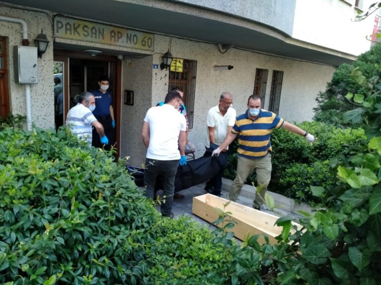 Bilgisayar mühendisi evinde ölü bulundu