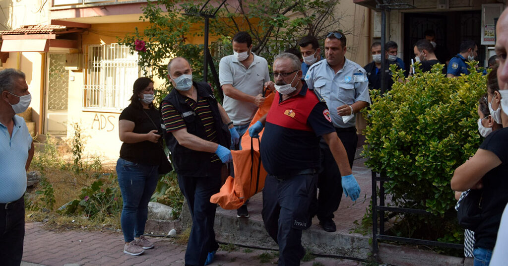 Şanlıurfa’da Bir Genç Üçüncü Kattan Kendini Boşluğa Bırakarak Hayatına Son Verdi