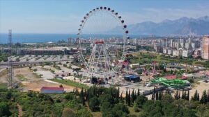 Lunapark ve tematik parklar 6 Temmuz’dan itibaren faaliyetlerine başlayabilecek