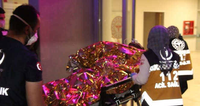 Kendini yakan seyyar satıcı hayatını kaybetti