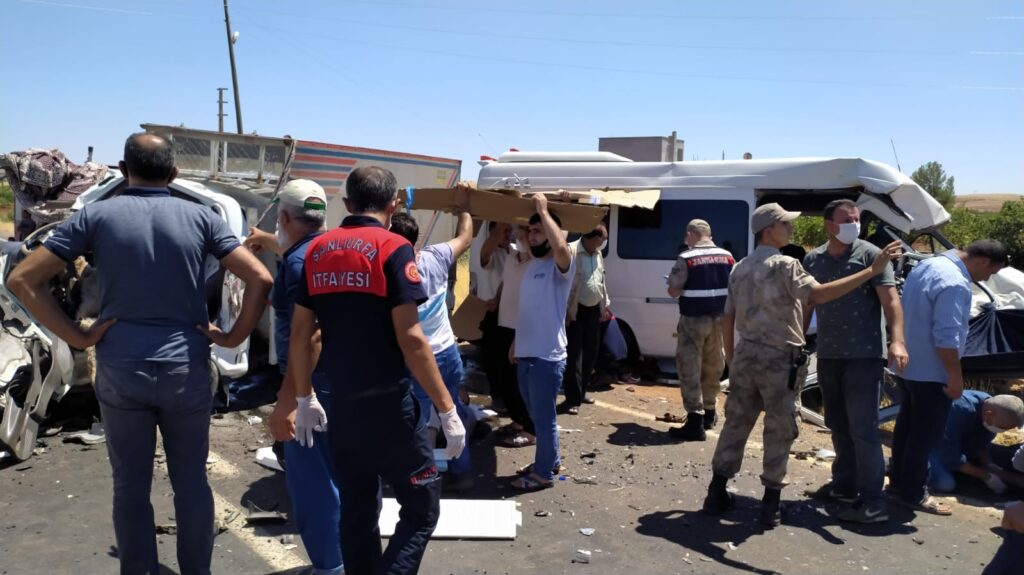 Şanlıurfa’da Bayram ziyareti faciaya dönüşüyordu: 15 yaralı