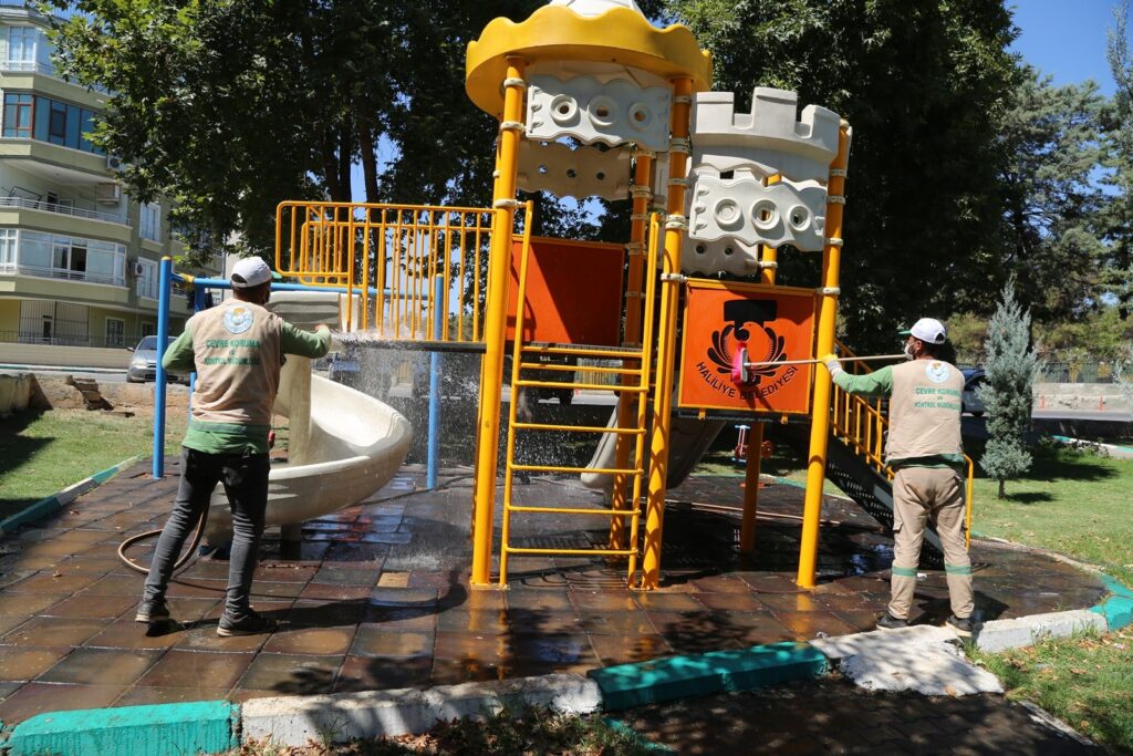 Haliliye’de gece gündüz mesaisi