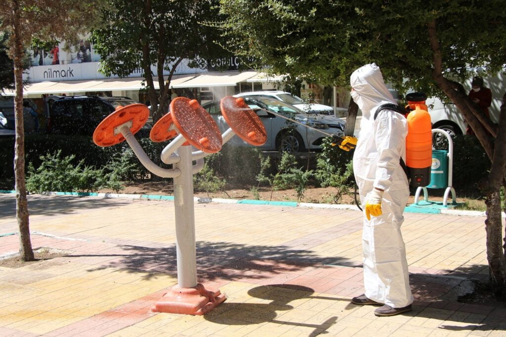 Haliliye halk sağlığı için tedbiri elden bırakmıyor