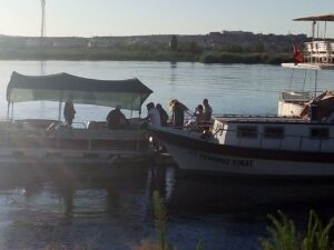 Fırat Nehri’ne düşen kızını kurtaran baba boğuldu