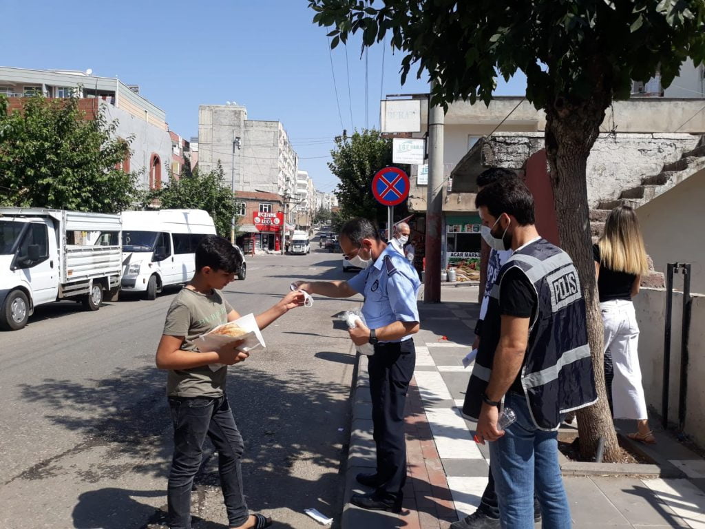 Şanlıurfa’da karantina kurallarına uymayan 8 kişiye 22 bin 200 TL ceza