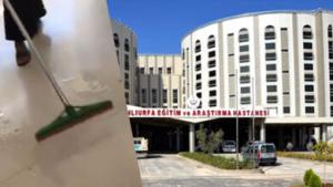 EYYÜBİYE EĞİTİM VE ARAŞTIRMA HASTANESİ’NDE TEMİZLİĞİ REFAKATÇİLER YAPIYOR