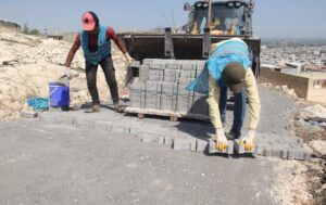 Eyyübiye’de yol çalışmaları sürüyor