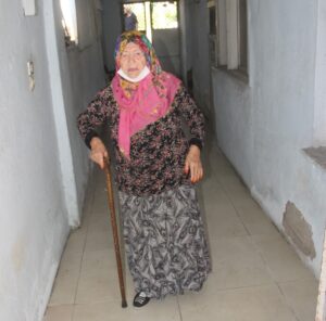 Klimadan çıkan yangın evi küle çevirdi