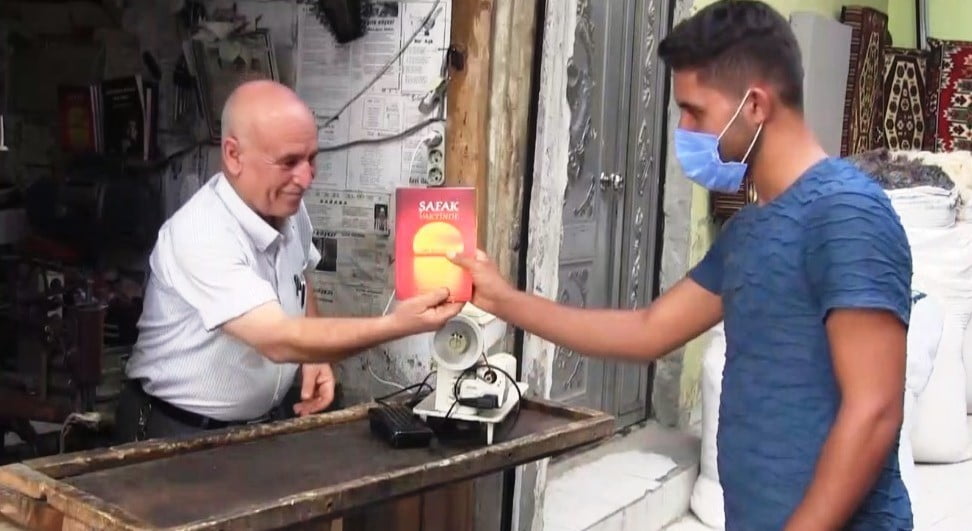 Tedavi sürecinde yazdığı şiirler kitap oldu