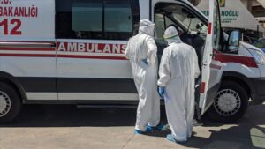 Türkiye’de Kovid-19’dan 220 bin 546 kişi iyileşti