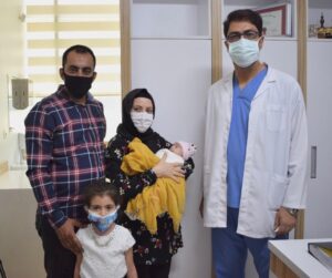 Yaşamaz denilen Buğlem bebek hayata tutundu