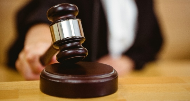 Kadınlar tuvaletini kullandı, tazminatsız kovuldu