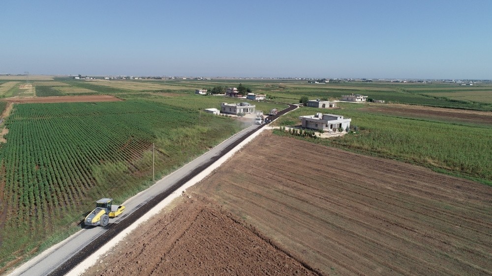 Halilliye kırsalında yollar asfaltlanıyor