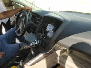 Şanlıurfa’da Gümrük kapısında 26 kaçak telefon ele geçirildi