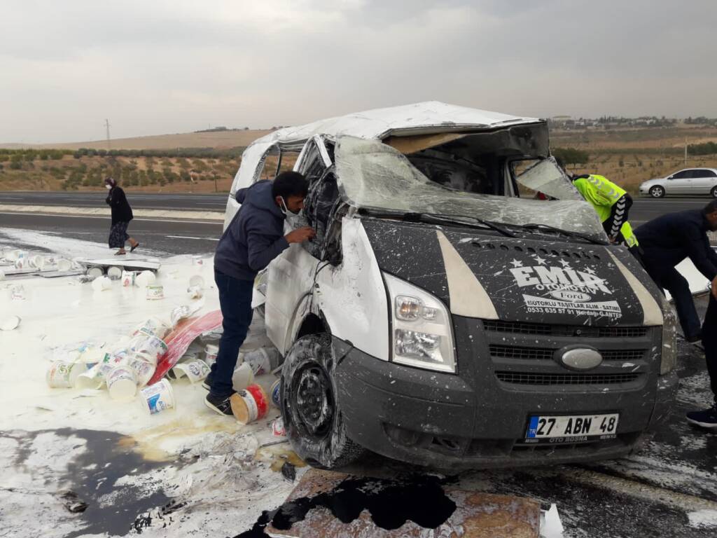 Şanlıurfa’da Trafik kazasına İtfaiye bekleniyordu Ormancılar geldi