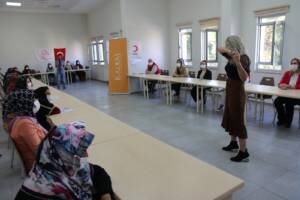 Şanlıurfa’da Pandemi Sürecinde Risksiz Gebelik ve Bebek Eğitimi” Verildi.