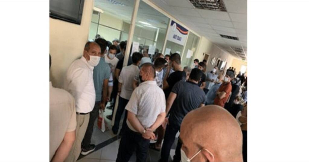 Şanlıurfa tapu müdürlüğü coronavirüsün merkezi oldu