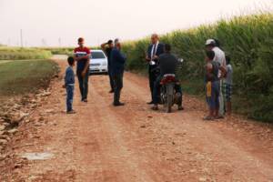 Akçakale’de yol yapım çalışmaları devam ediyor