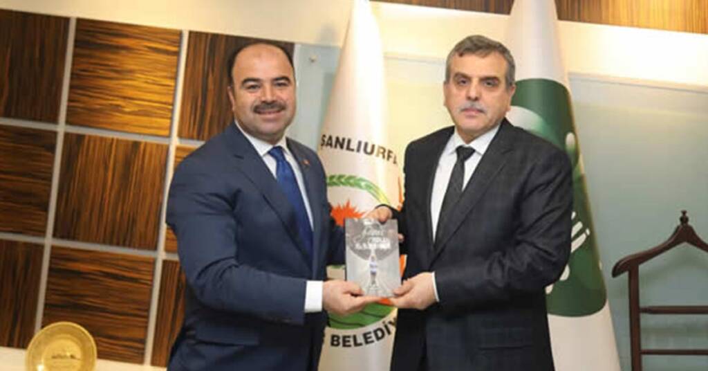 Nihat Çiftçi’den Beyazgül’e İnce Gönderme