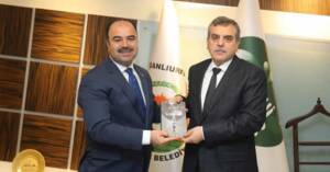 Nihat Çiftçi’den Beyazgül’e İnce Gönderme