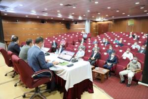 Canpolat muhtarların sorunlarını dinledi