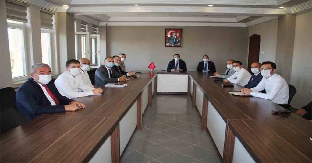 Ceylanpınar’da İdare Başkanları Toplantısı Yapıldı