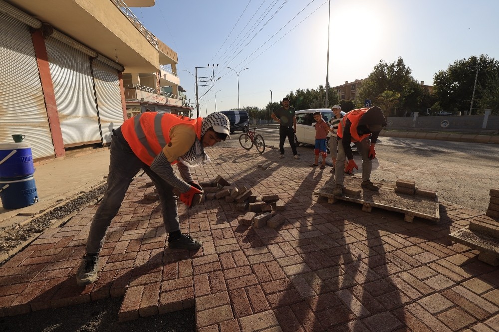 Ceylanpınar’da kilitli parke çalışması