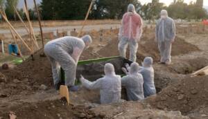 Covid-19’dan ölenlerin cenaze işlemleri İslami usullere göre gerçekleştiriliyor