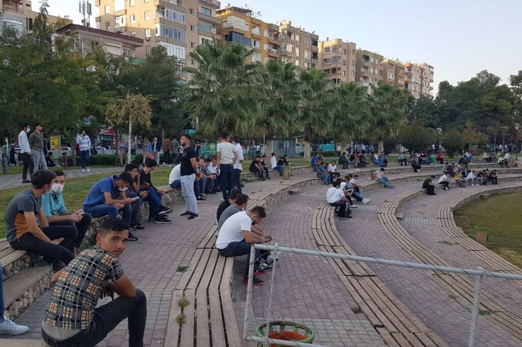 Şanlıurfa’da Coronavirus tedbirlerini en çok gençler ihlal ediyor
