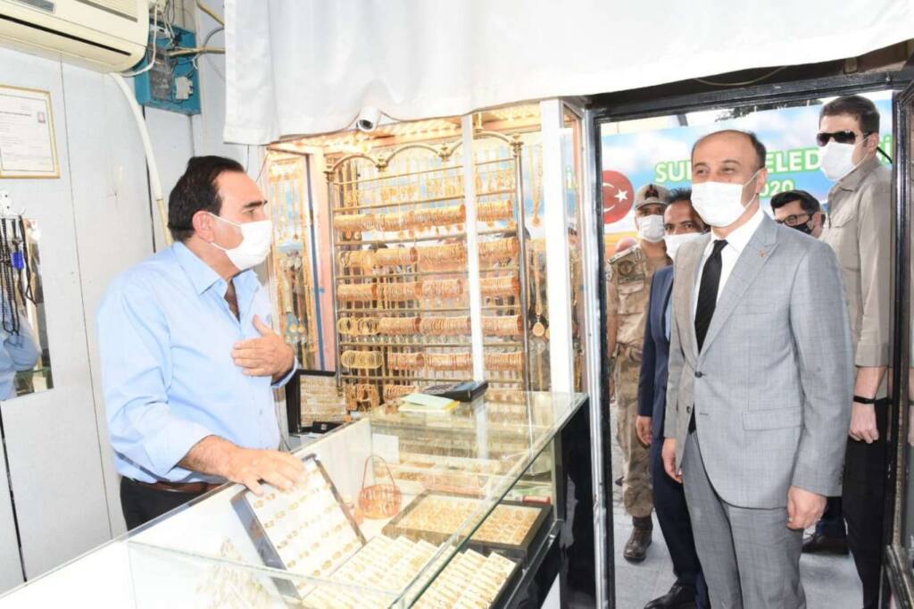 Şanlıurfa Valisi Erin Akçakale ve Suruç’taki çalışmaları yerinde inceledi