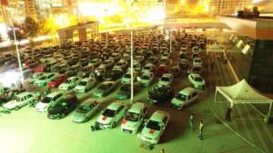 Şanlıurfa’da arabada ’derbi’ keyfi