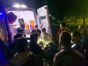 Şanlıurfa’da Araçtan inen şahıs köprüden Fırat Nehri’ne atladı