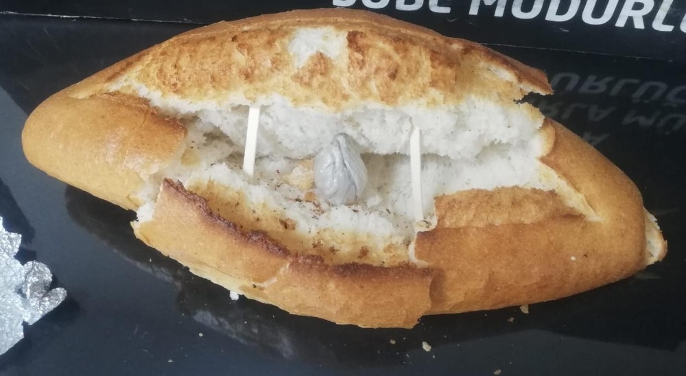 Şanlıurfa’da Ekmek arası uyuşturucu satışına darbe: 2 gözaltı