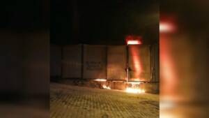 Şanlıurfa’da Hurda deposundaki yangın söndürüldü