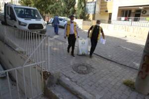 Şanlıurfa’da İhtiyaç sahiplerine gıda desteği yapılıyor