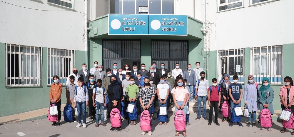 Şanlıurfa’da öğrencilere hijyen ve eğitim seti