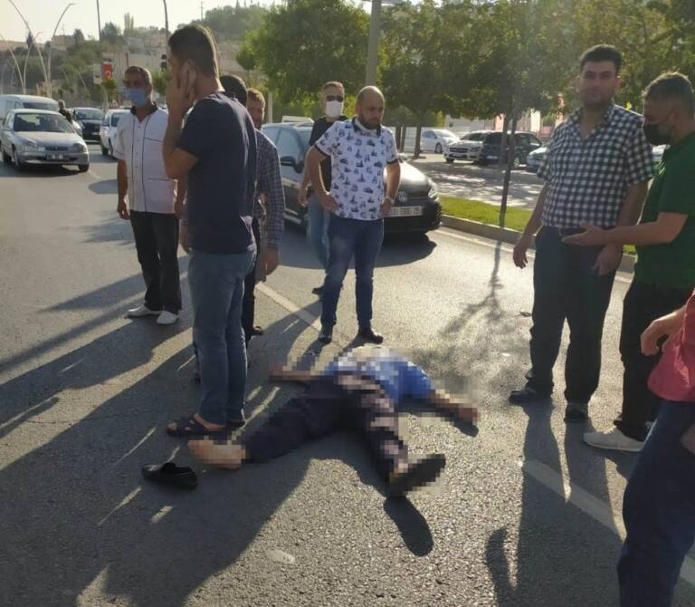 Şanlıurfa’da Yolun karşısına geçmeye çalışırken canından oldu