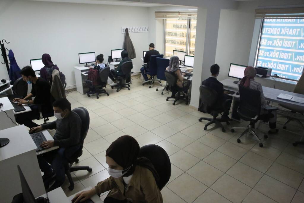 Haliliye’den gençlere bilgisayar kursu