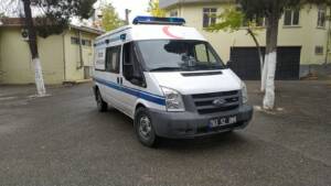 Tırını tamir eden sürücü, başka bir tırın çarpması sonucu öldü